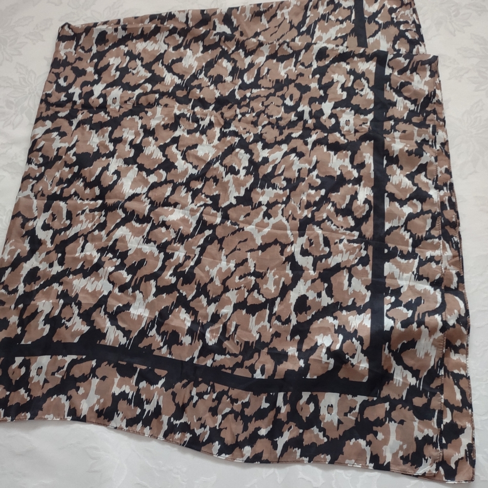 New 🎀 Silk Mulberry Massimo Dutti large scarf